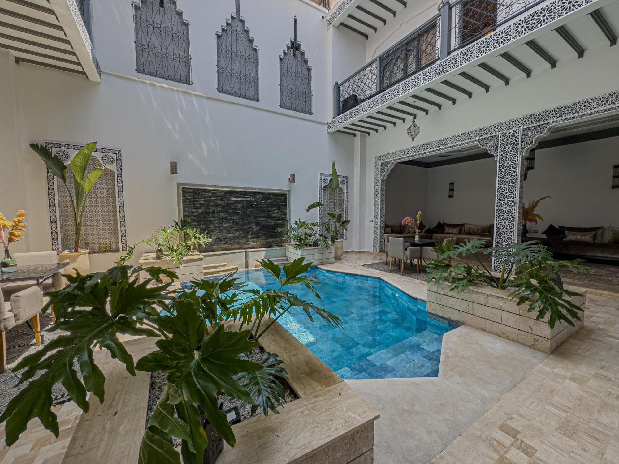 Tonaroz Gold Riad Marrakesh
